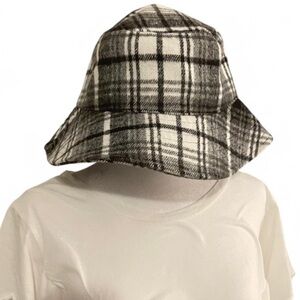 Sonoma Plaid Felt Bucket Hat NWT